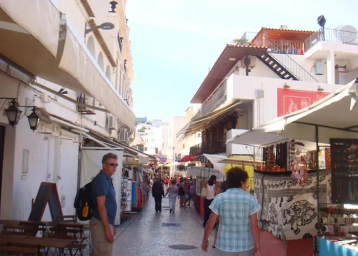 Coelho - By Algarkasa Ferienhaus Albufeira